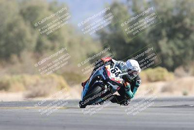 media/Nov-01-2025-CVMA (Sat) [[fc0f7531b8]]/Race 4-500-400-350 Supersport/